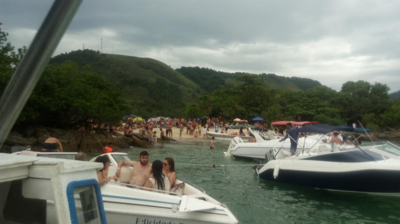 Pousada E Hostel Casa De Laio Vila do Abraao Екстер'єр фото